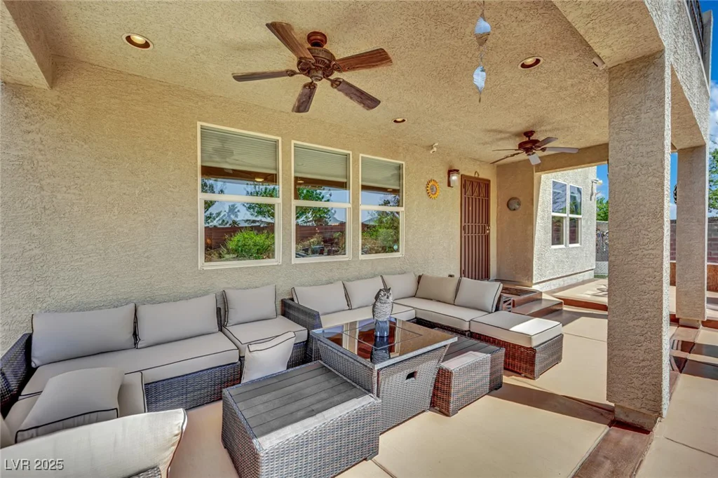 15 Imposing Knoll, Henderson, NV 89002