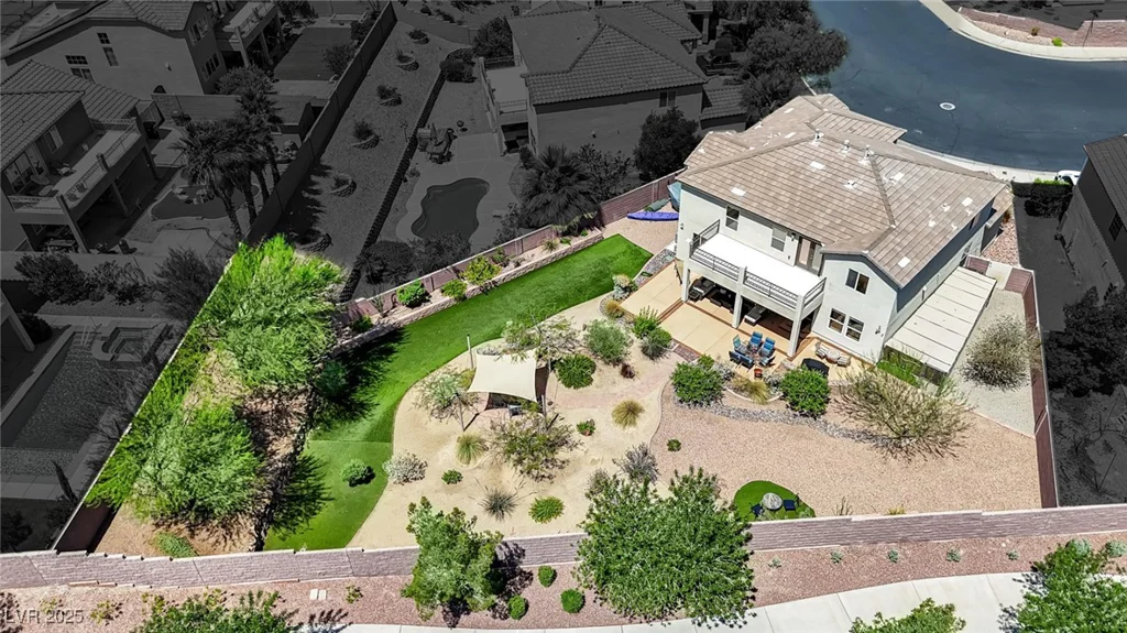 15 Imposing Knoll, Henderson, NV 89002