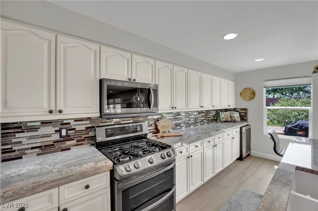 15 Imposing Knoll, Henderson, NV 89002