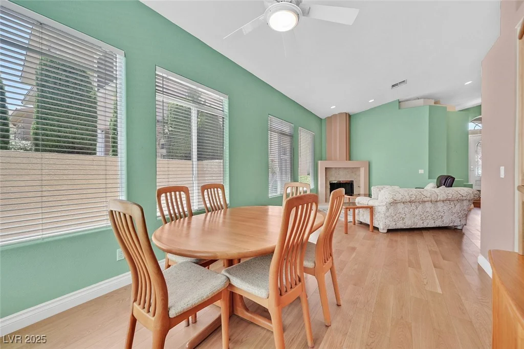 4724 Stavanger, Las Vegas, NV 89147