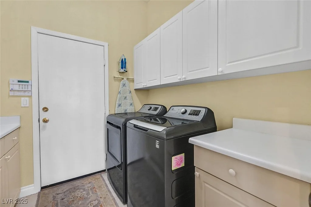 4724 Stavanger, Las Vegas, NV 89147