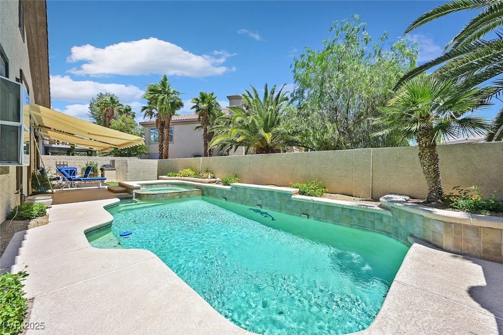 4724 Stavanger, Las Vegas, NV 89147