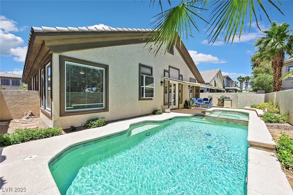 4724 Stavanger, Las Vegas, NV 89147