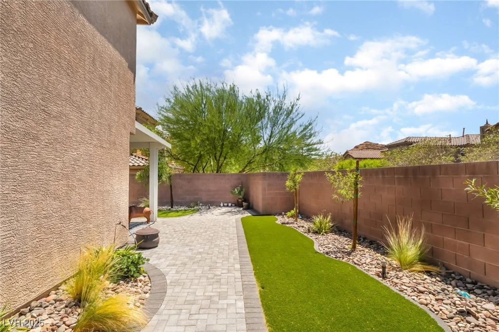 9373 Wild Lariat, Las Vegas, NV 89178