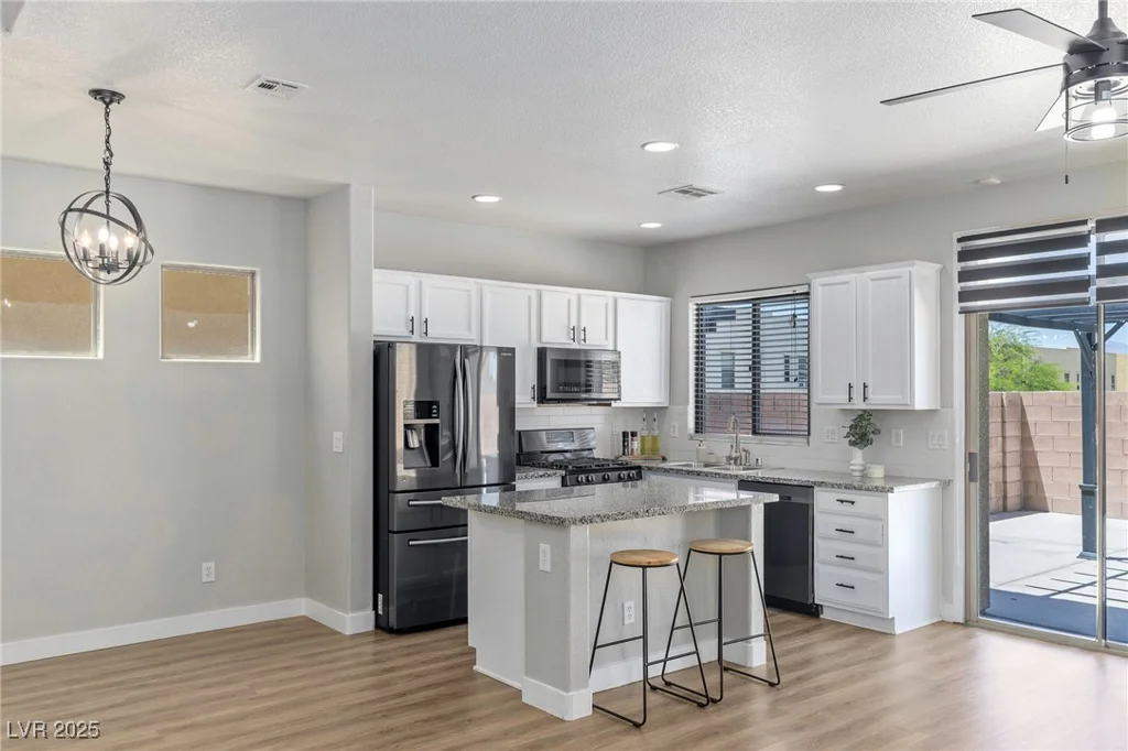 6525 Raven Hall, North Las Vegas, NV 89084