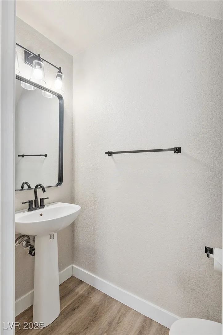 6525 Raven Hall, North Las Vegas, NV 89084