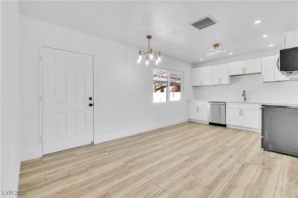 2105 Berkley, Las Vegas, NV 89101