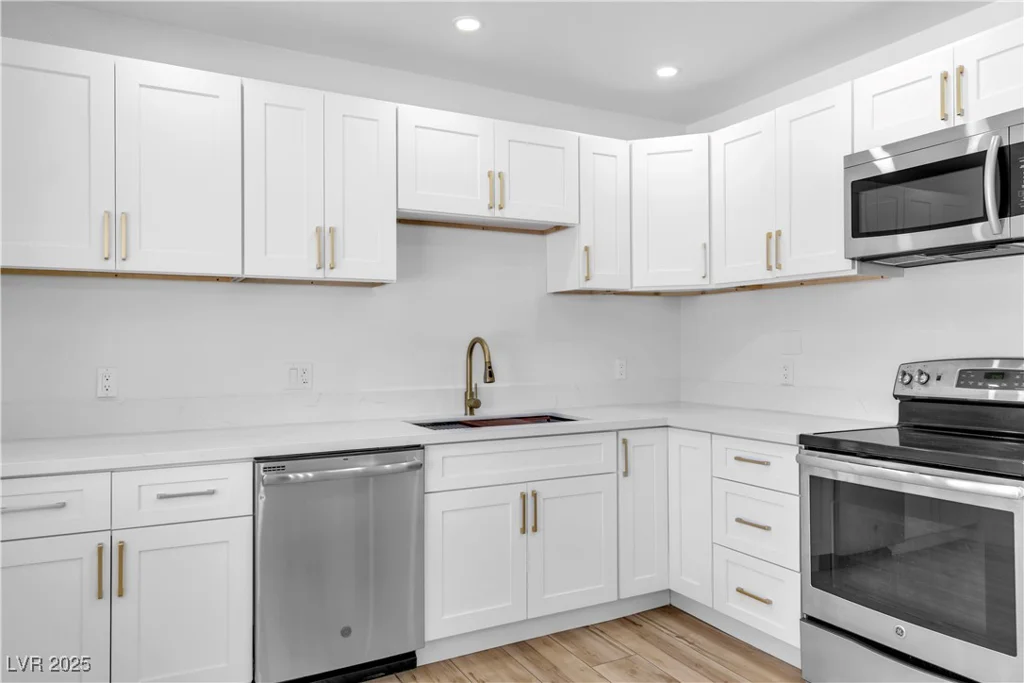2105 Berkley, Las Vegas, NV 89101