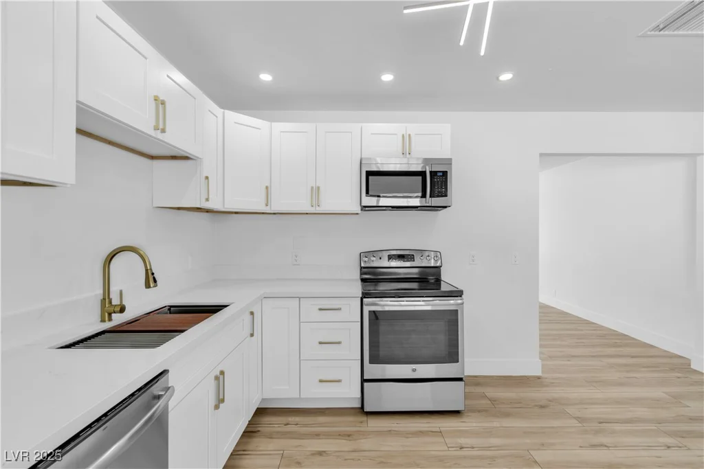 2105 Berkley, Las Vegas, NV 89101