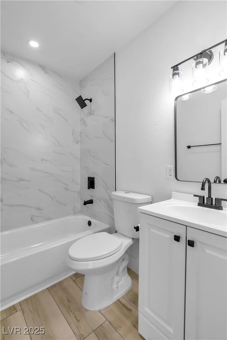 2105 Berkley, Las Vegas, NV 89101