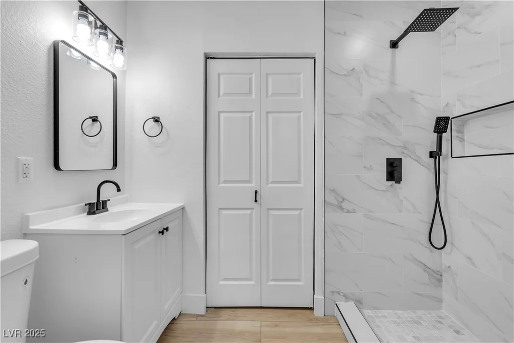2105 Berkley, Las Vegas, NV 89101