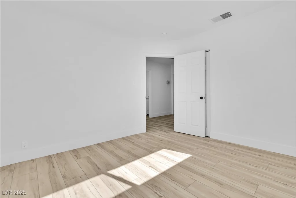 2105 Berkley, Las Vegas, NV 89101