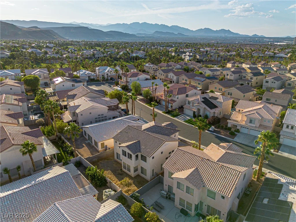 323 Harpers Ferry, Las Vegas, NV 89148