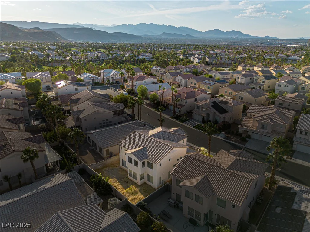 323 Harpers Ferry, Las Vegas, NV 89148