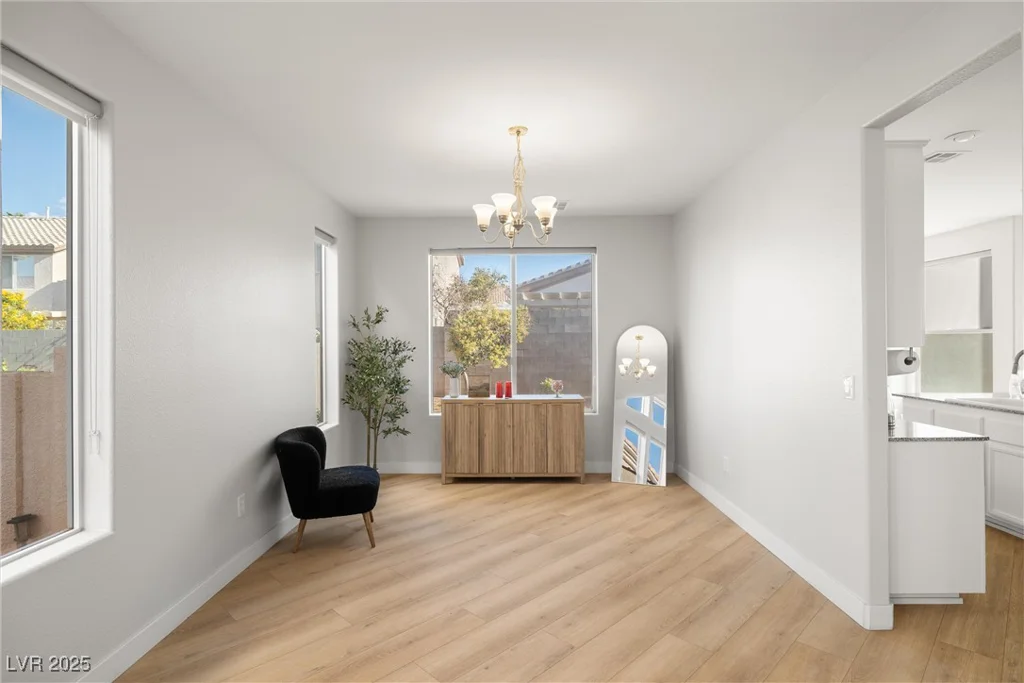 323 Harpers Ferry, Las Vegas, NV 89148