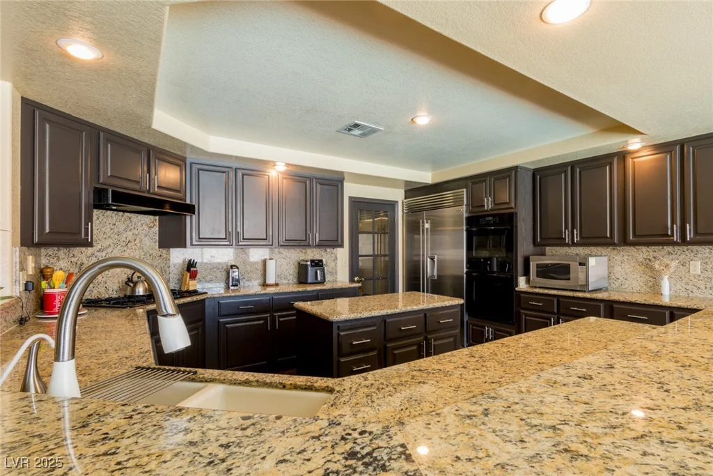 3738 Amber Lantern, Las Vegas, NV 89147