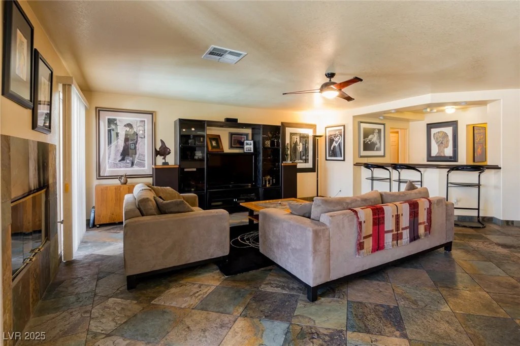 3738 Amber Lantern, Las Vegas, NV 89147