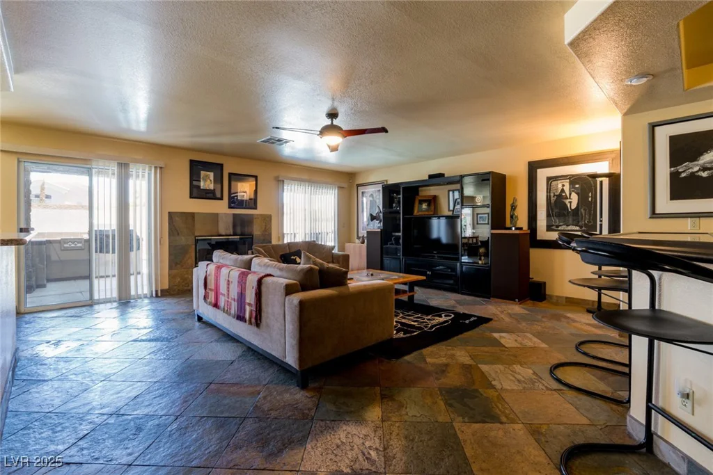 3738 Amber Lantern, Las Vegas, NV 89147