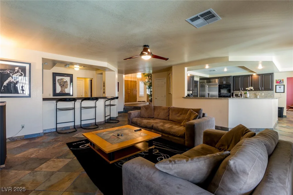 3738 Amber Lantern, Las Vegas, NV 89147