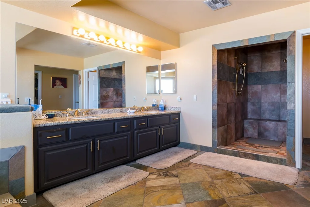 3738 Amber Lantern, Las Vegas, NV 89147