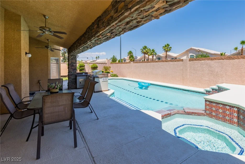 3738 Amber Lantern, Las Vegas, NV 89147