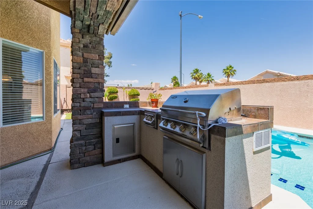 3738 Amber Lantern, Las Vegas, NV 89147