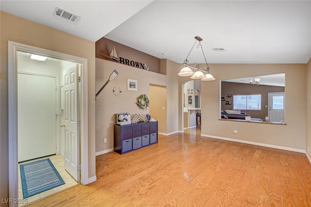 528 Lavina, Las Vegas, NV 89123