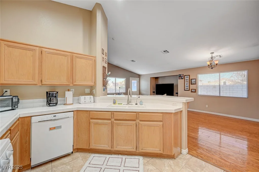528 Lavina, Las Vegas, NV 89123