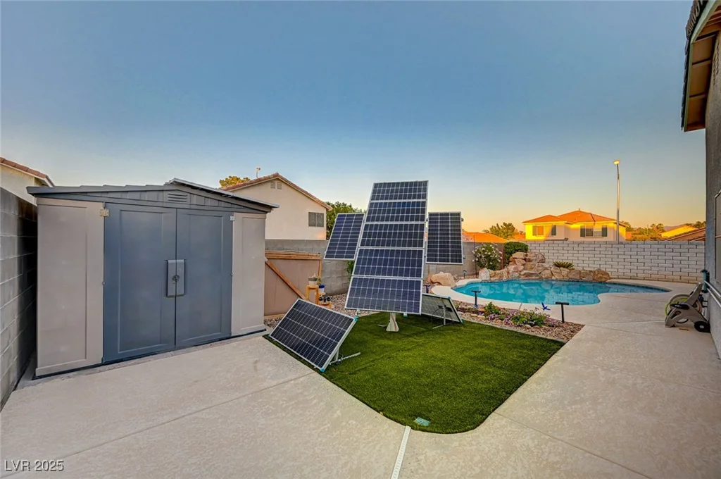 528 Lavina, Las Vegas, NV 89123