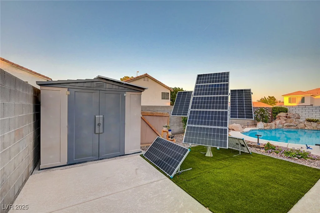 528 Lavina, Las Vegas, NV 89123