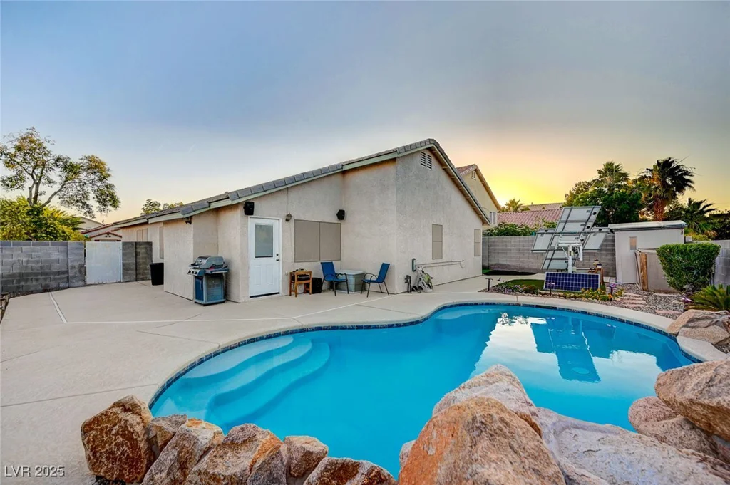 528 Lavina, Las Vegas, NV 89123