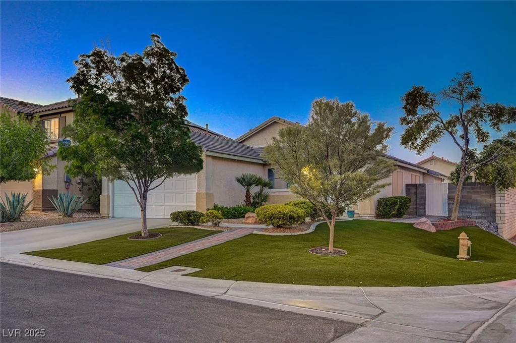 528 Lavina, Las Vegas, NV 89123