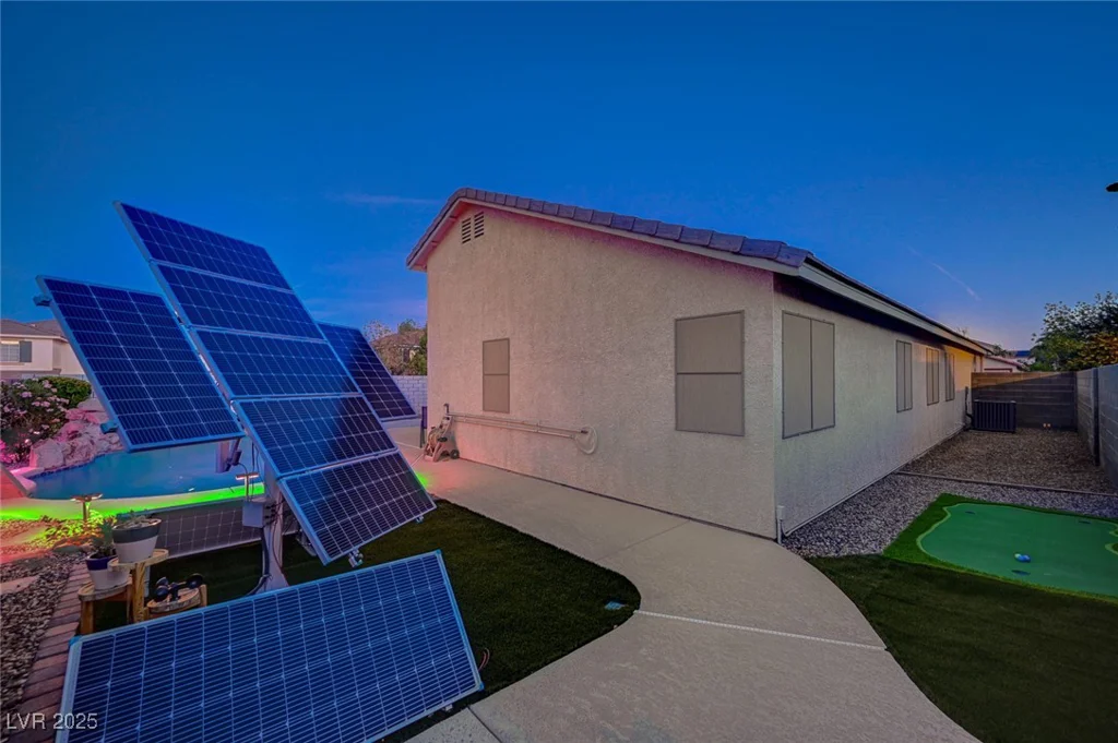 528 Lavina, Las Vegas, NV 89123