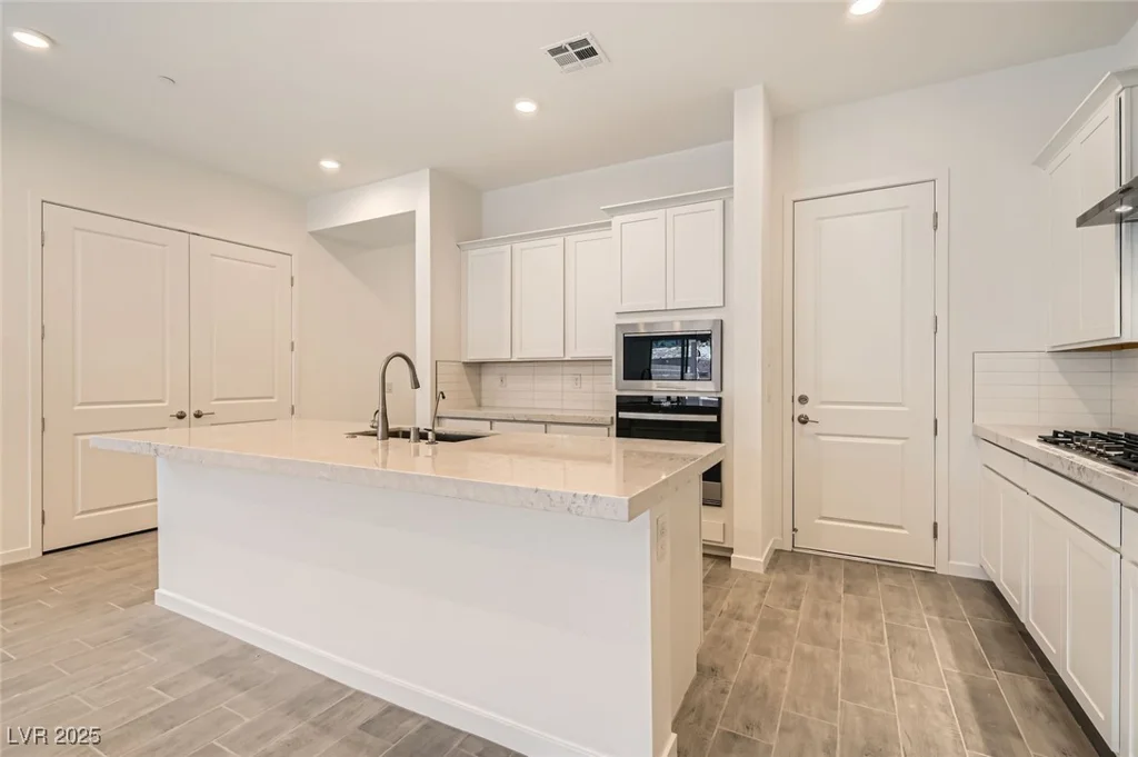 105 Barkset, Henderson, NV 89011
