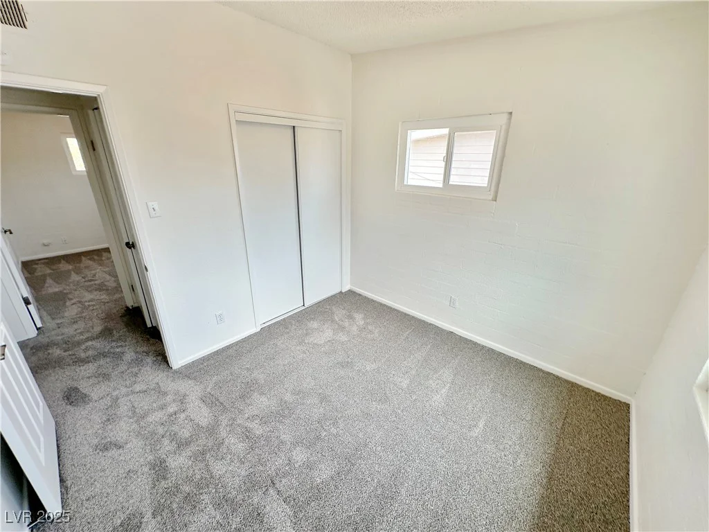 4924 Carmen, Las Vegas, NV 89108