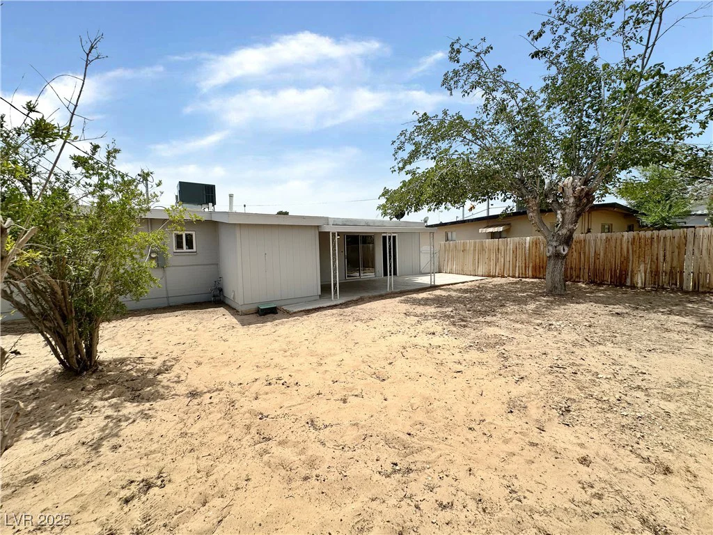 4924 Carmen, Las Vegas, NV 89108