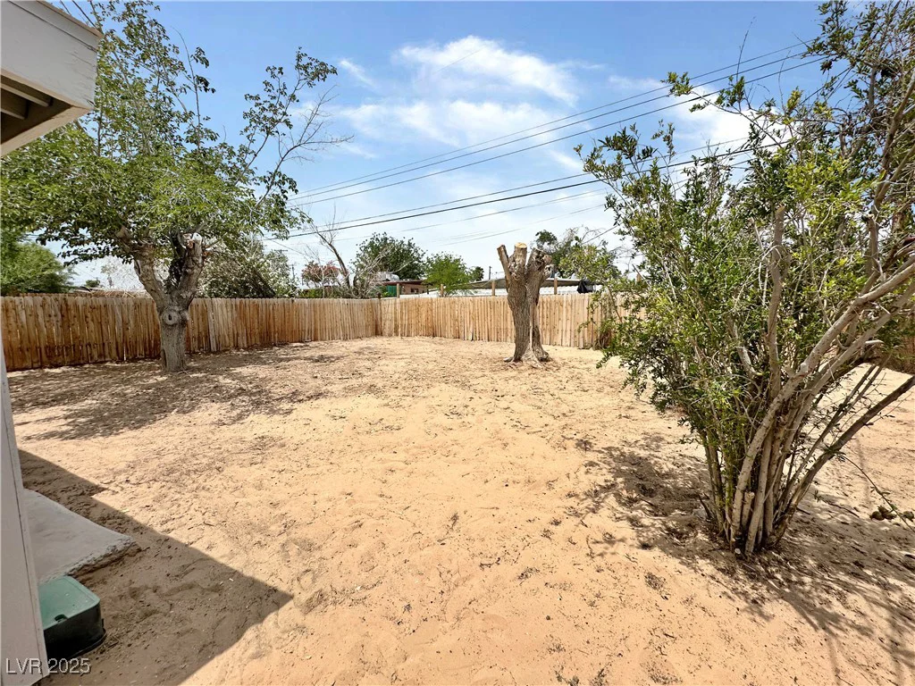 4924 Carmen, Las Vegas, NV 89108