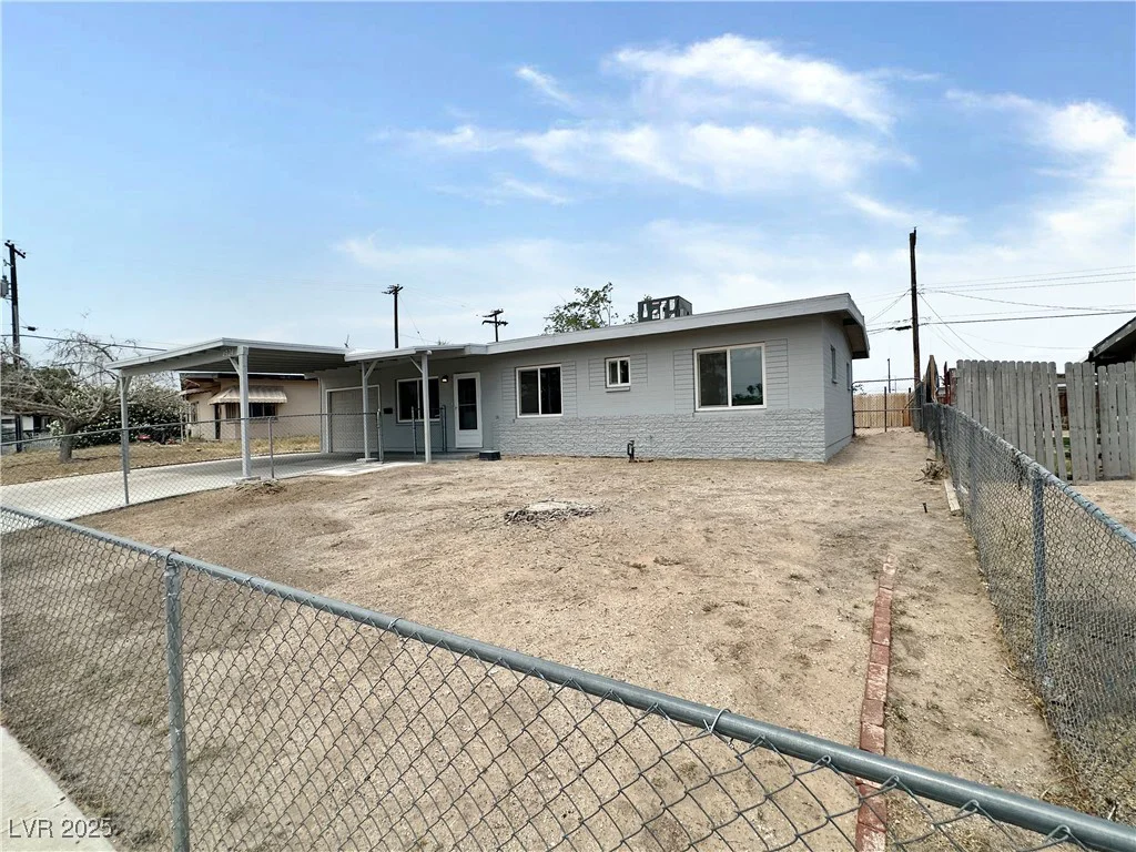 4924 Carmen, Las Vegas, NV 89108