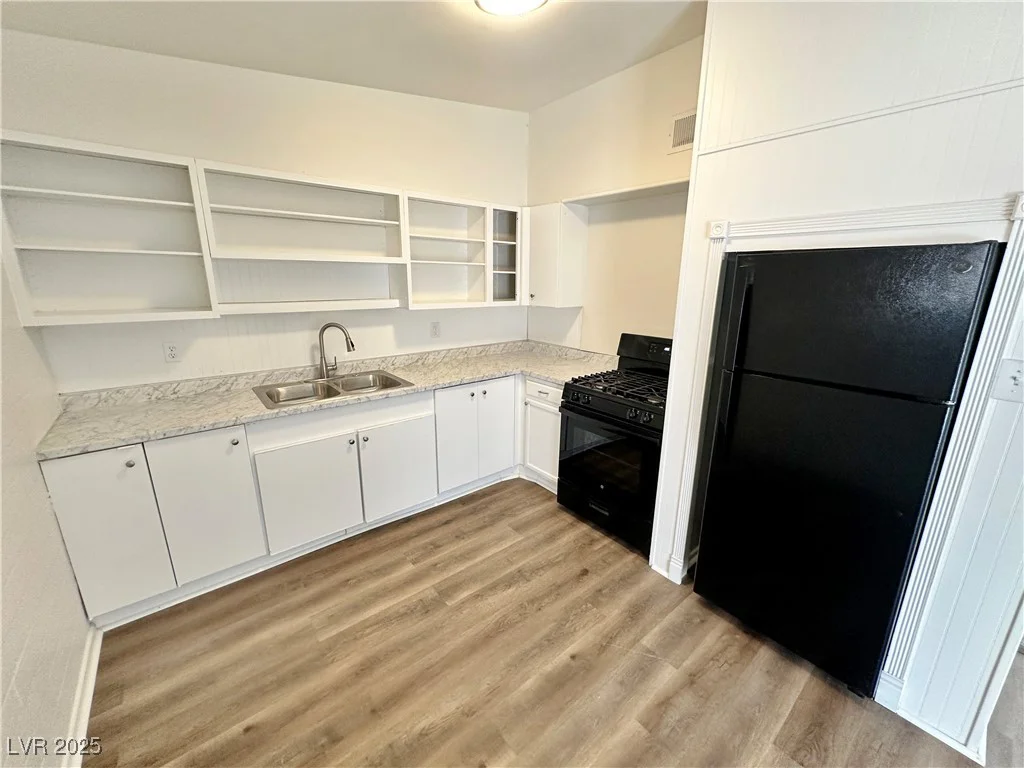 4924 Carmen, Las Vegas, NV 89108