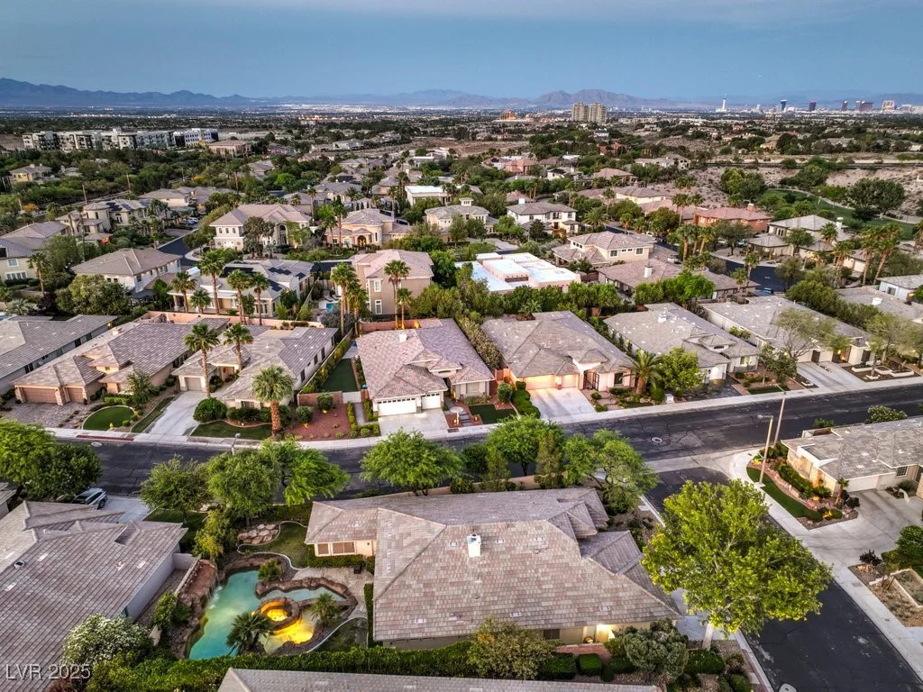 10300 Wellside Hill, Las Vegas, NV 89145