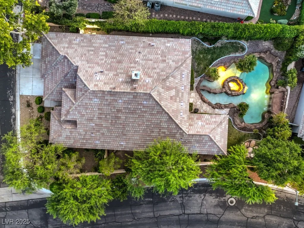 10300 Wellside Hill, Las Vegas, NV 89145
