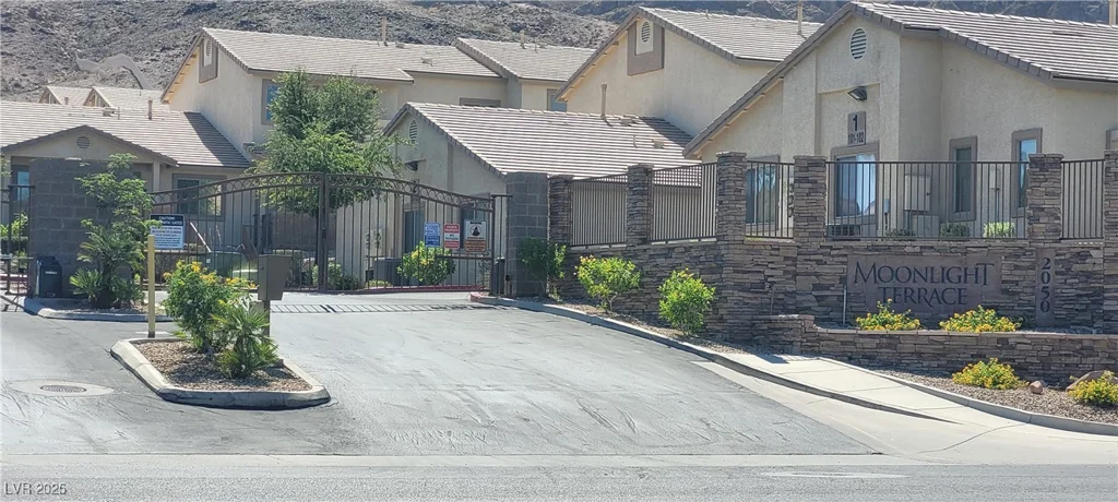 2050 Los Feliz, Las Vegas, NV 89156