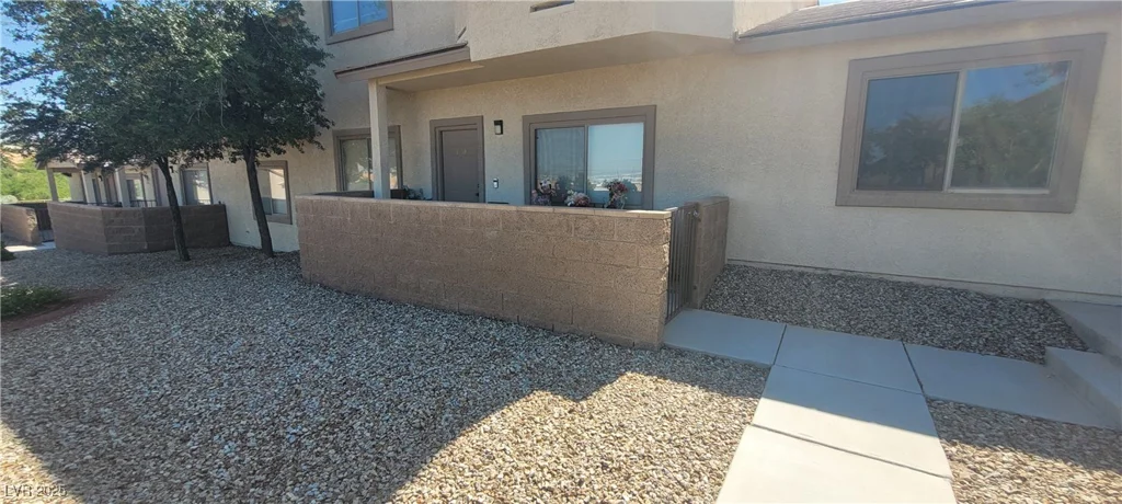 2050 Los Feliz, Las Vegas, NV 89156