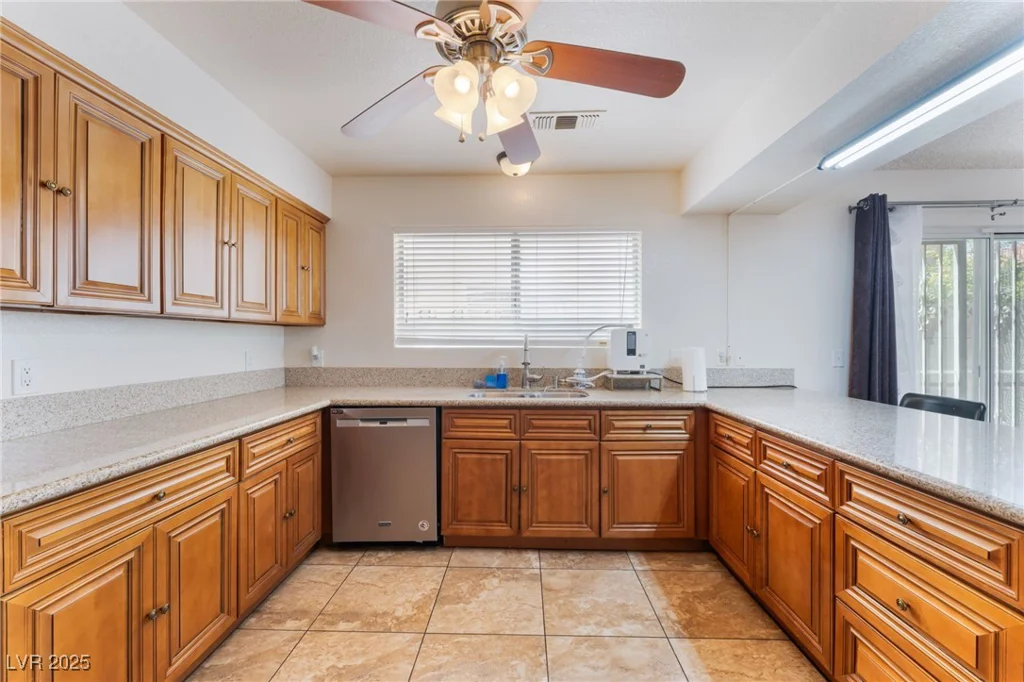 309 Clifton Heights, Las Vegas, NV 89145