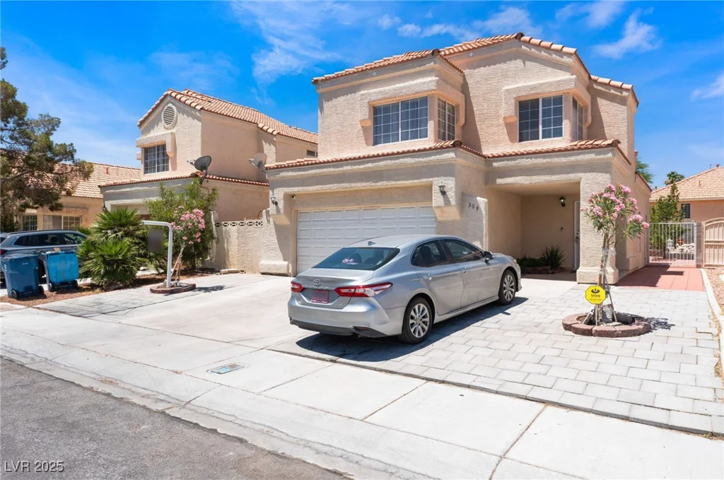 309 Clifton Heights, Las Vegas, NV 89145