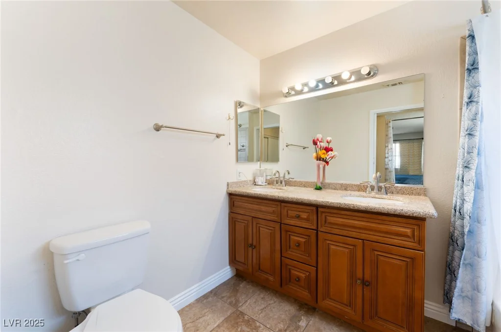 309 Clifton Heights, Las Vegas, NV 89145