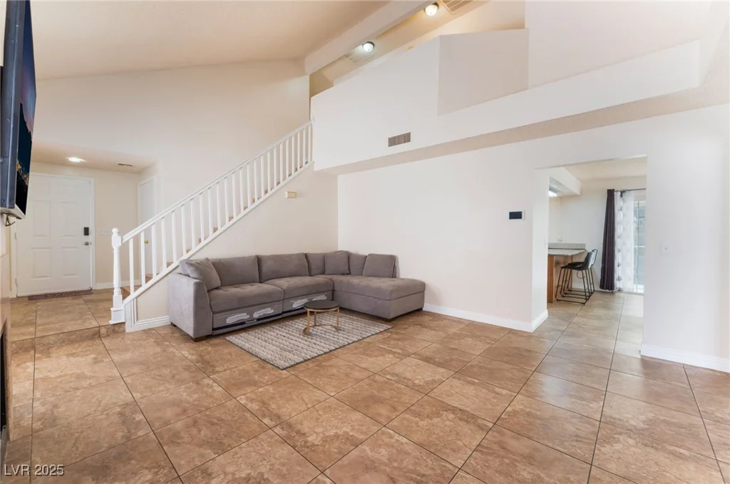 309 Clifton Heights, Las Vegas, NV 89145