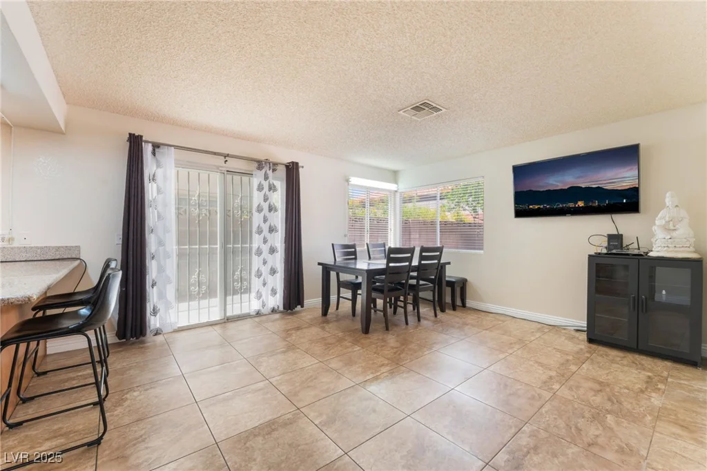 309 Clifton Heights, Las Vegas, NV 89145