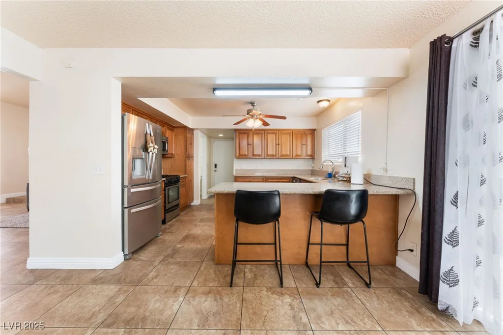 309 Clifton Heights, Las Vegas, NV 89145