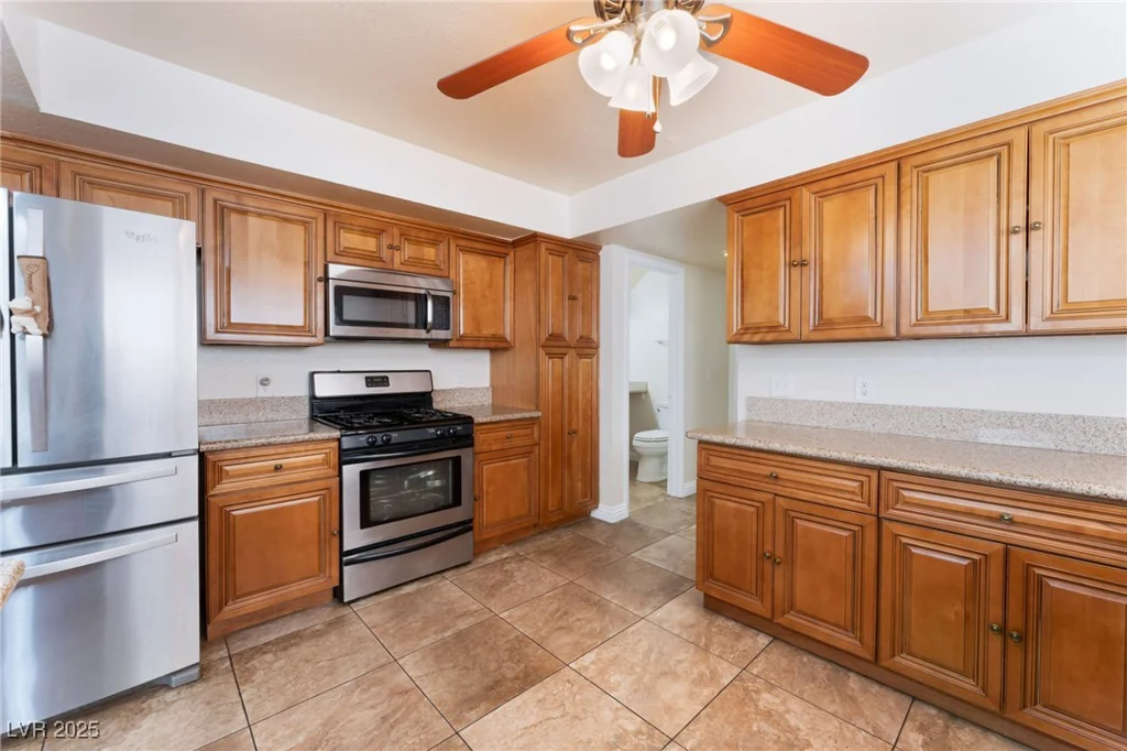 309 Clifton Heights, Las Vegas, NV 89145